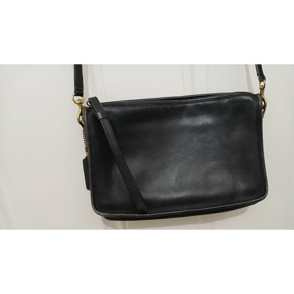 Vintage Coach Black Crossbody Bag - Picture 6 of 9